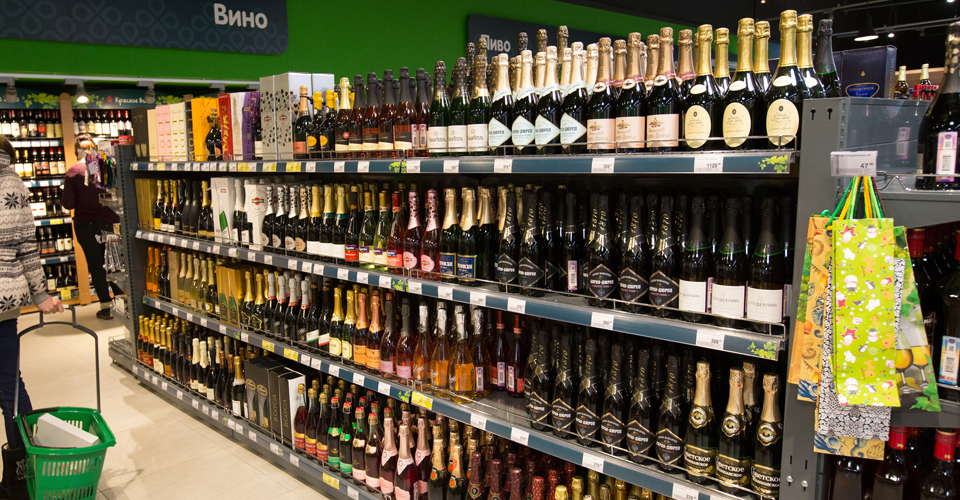 До какого времени можно купить алкоголь в киоске